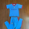Direct sales from the manufacturer of football uniforms, short-sleeved shirts, long pants, student uniforms and jerseys. baryen Paris and Manchester City sets, football shirts, school uniforms, sports uniforms, and customized school uniforms details Picture